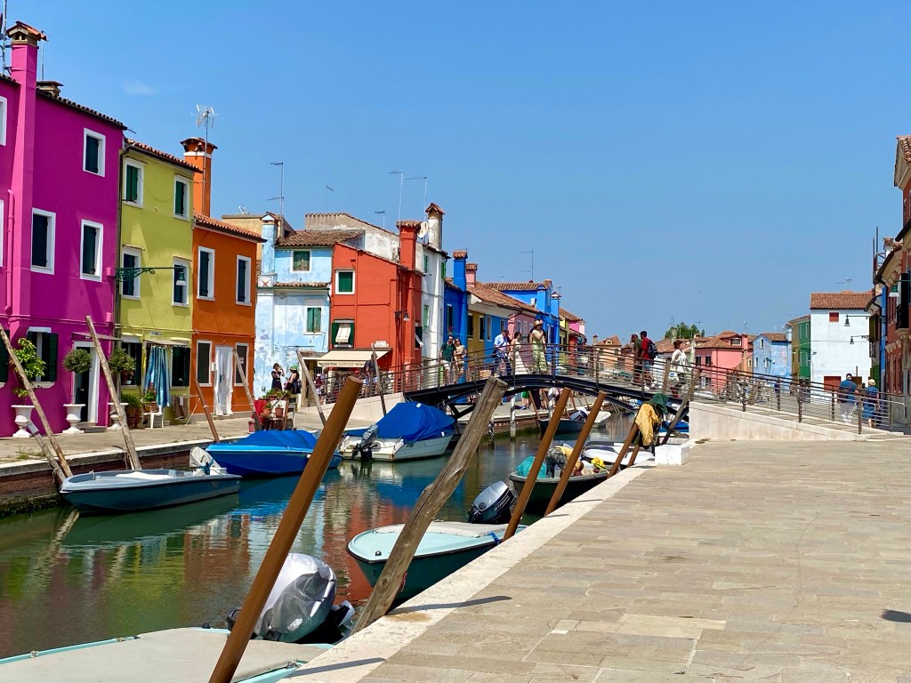 Øen med de kulørte hjem Burano, Venedig, Italien.