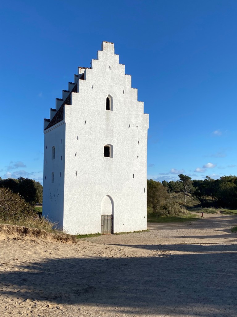 Den tilsandede kirke.